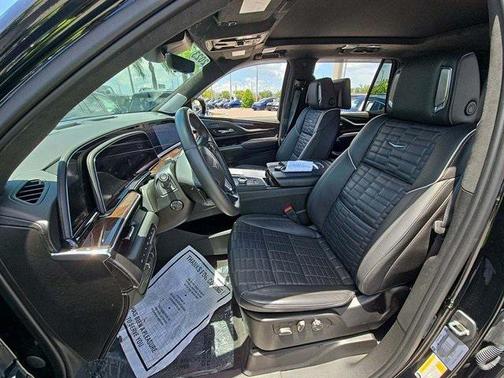 2023 Cadillac Escalade Sport Platinum