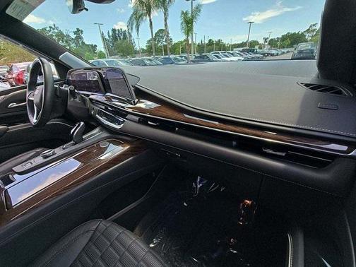 2023 Cadillac Escalade Sport Platinum