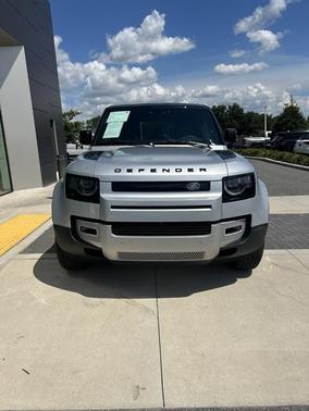 2024 Land Rover Defender 110 P400 S