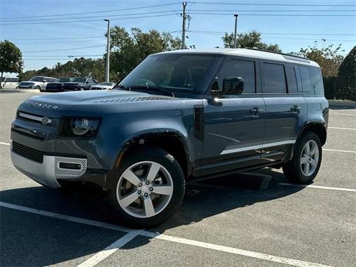 2025 Land Rover Defender S