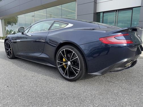 2015 Aston Martin Vanquish V12