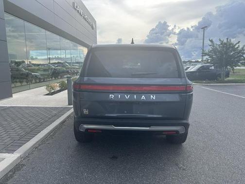 2023 Rivian R1S Adventure