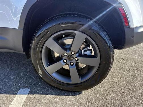 2026 Land Rover Defender S