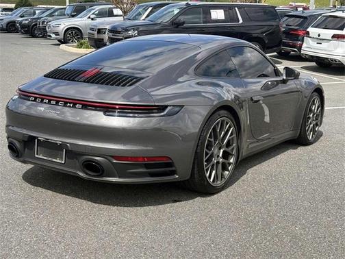 2023 Porsche 911 Carrera