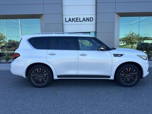 2024 INFINITI QX80 SENSORY AWD