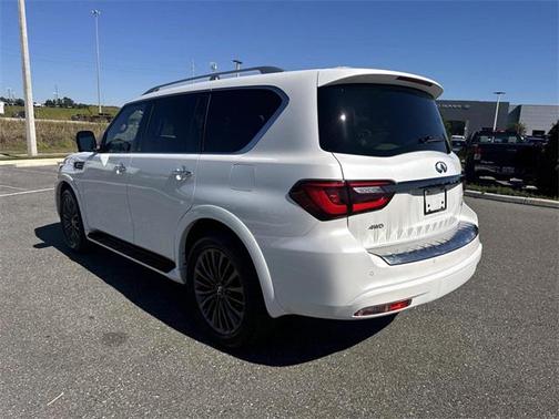 2024 INFINITI QX80 SENSORY AWD