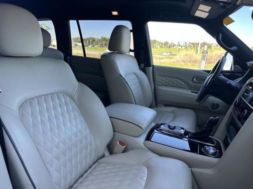 2024 INFINITI QX80 SENSORY AWD