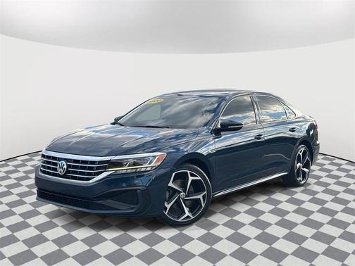 2020 Volkswagen Passat 2.0T R-Line