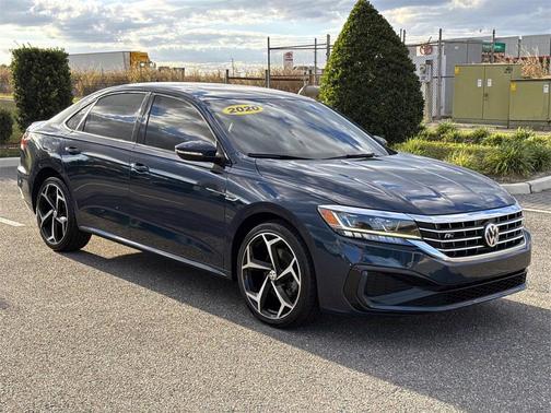 2020 Volkswagen Passat 2.0T R-Line