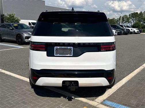 2024 Land Rover Discovery P360 Dynamic SE