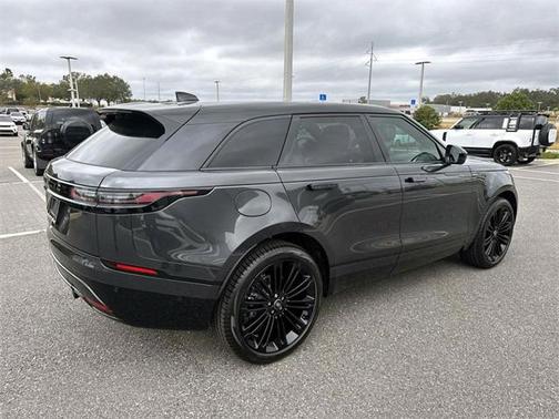 2025 Land Rover Range Rover Velar P400 Dynamic SE