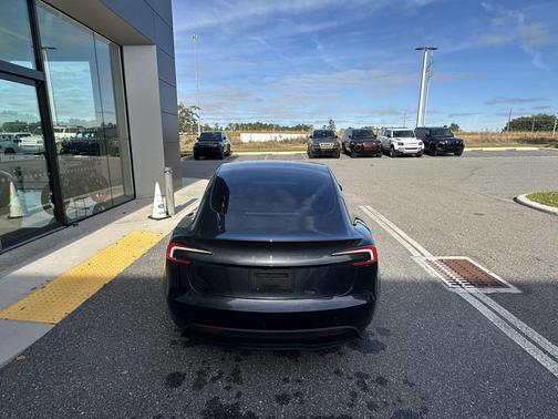 2025 Tesla Model 3 Long Range