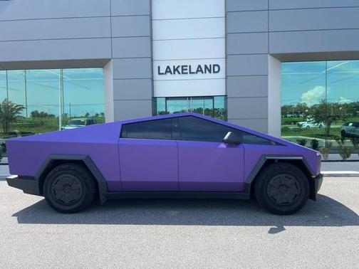 2024 Tesla Cybertruck Cyberbeast