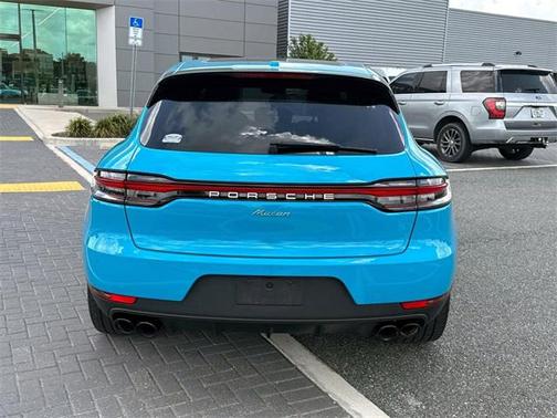2021 Porsche Macan Base