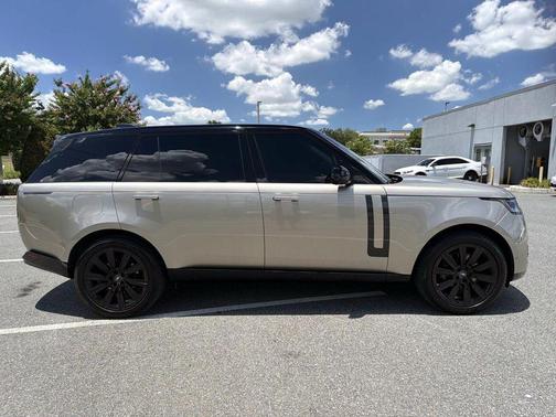 Batumi Gold Premium Metallic 2023 Land Rover Range Rover P530 SE