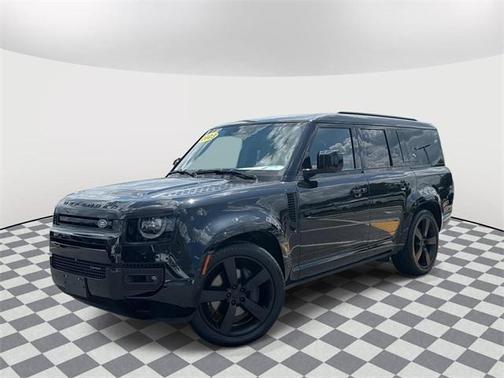 2023 Land Rover Defender 130 X-Dynamic SE