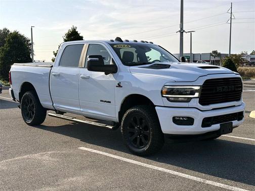 2024 RAM 2500 Laramie Crew Cab 4x4 6'4' Box