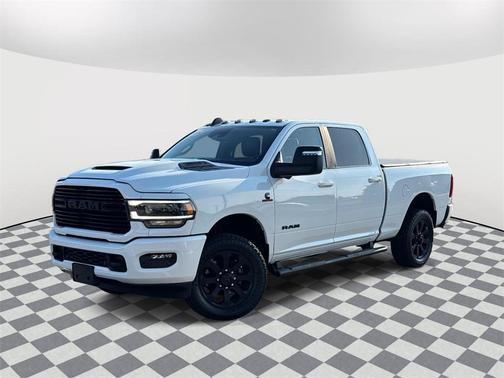 2024 RAM 2500 Laramie Crew Cab 4x4 6'4' Box