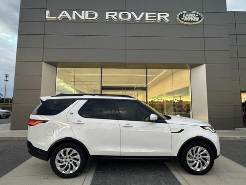2023 Land Rover Discovery P300 S