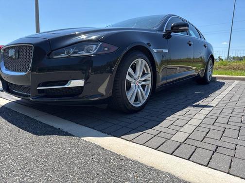Ebony 2017 Jaguar XJ XJL Portfolio