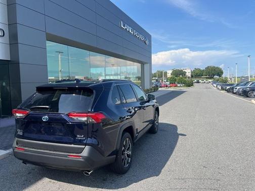 2024 Toyota RAV4 Hybrid XLE Premium