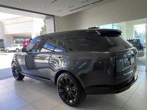 2024 Land Rover Range Rover P400 SE