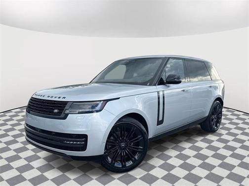 2025 Land Rover Range Rover P400 SE 7 Seat