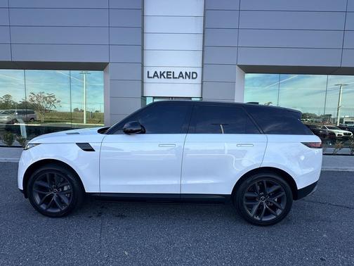 2024 Land Rover Range Rover Sport SE
