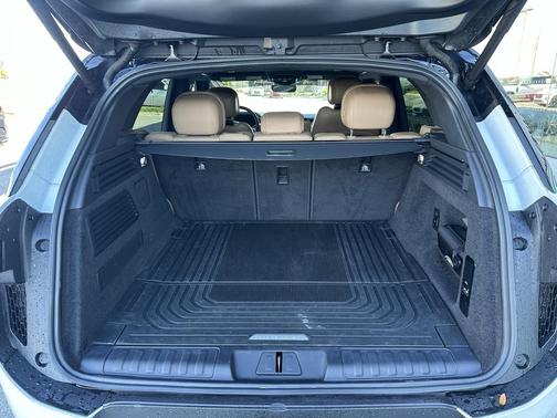 2024 Land Rover Range Rover Sport SE