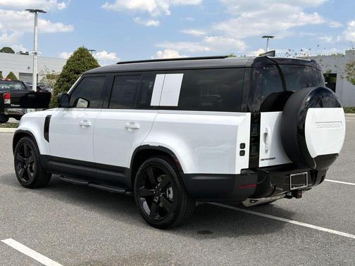 Fuji White 2026 Land Rover Defender P300 S