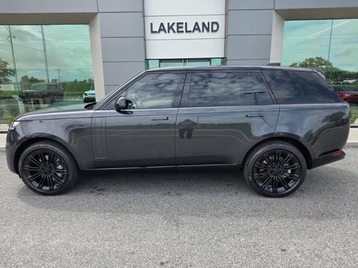 Carpathian Grey Premium Metallic 2026 Land Rover Range Rover P530 SE 7 Seat