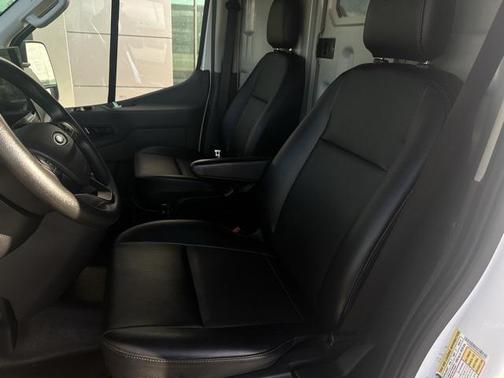 2022 Ford Transit-350 Base