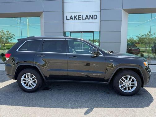 2017 Jeep Grand Cherokee Laredo