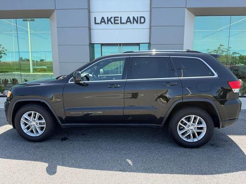 2017 Jeep Grand Cherokee Laredo