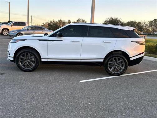 2026 Land Rover Range Rover Velar P250 SE R-Dynamic
