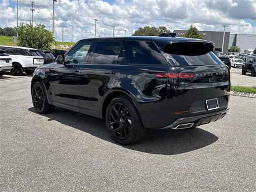 2025 Land Rover Range Rover Sport SE