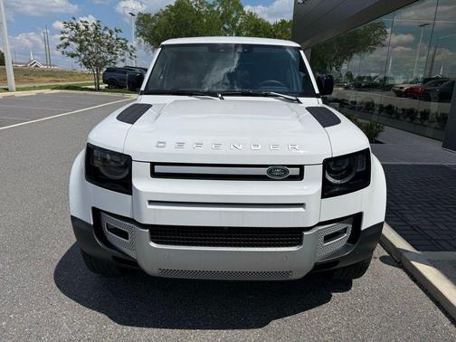 2025 Land Rover Defender S