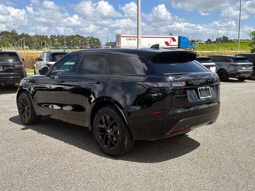 2026 Land Rover Range Rover Velar P250 SE R-Dynamic