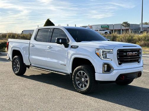 2022 GMC Sierra 1500 AT4