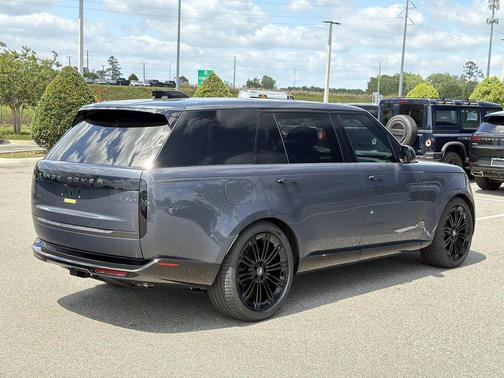 Varesine Blue Metallic 2025 Land Rover Range Rover Autobiography