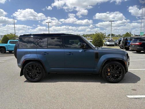 Sargasso Blue Premium Metallic 2026 Land Rover Defender 110 V8