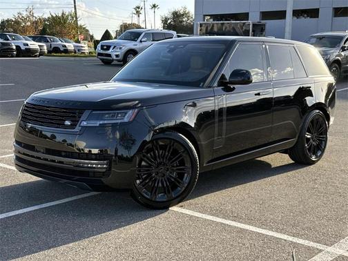 2026 Land Rover Range Rover P400 SE