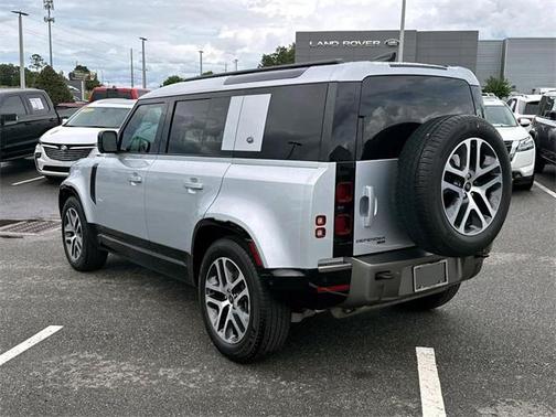 2021 Land Rover Defender 110 X-Dynamic SE