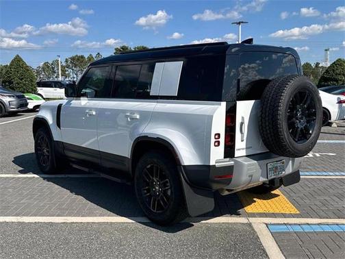 2025 Land Rover Defender 110 P300