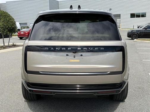 2024 Land Rover Range Rover P530 Autobiography