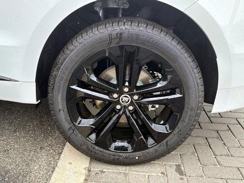 Fuji White 2026 Jaguar F-PACE R-Dynamic S P250 AWD Automatic