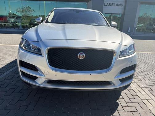 2019 Jaguar F-PACE 30t Prestige
