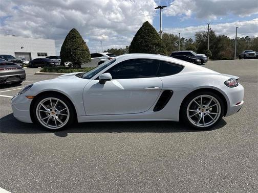 2024 Porsche 718 Cayman Base