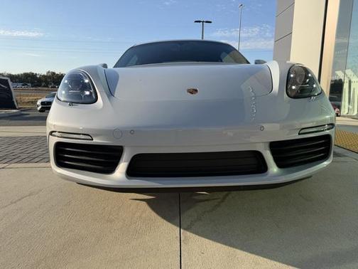 2024 Porsche 718 Cayman Base