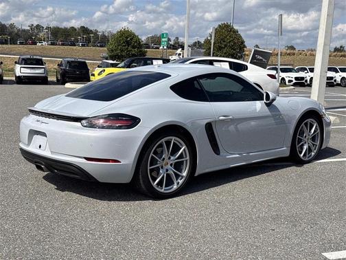 2024 Porsche 718 Cayman Base